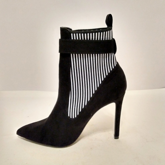 Qupid Black White Faux Suede Point Toe Ankle Pull Up 4" Heel Boots sz 6 - Picture 2 of 11